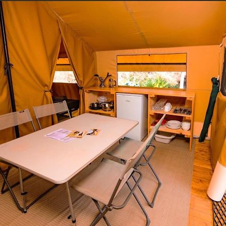 Camping Onlycamp Les Berges De L'Yonne Ξενοδοχείο Coulanges-sur-Yonne Εξωτερικό φωτογραφία